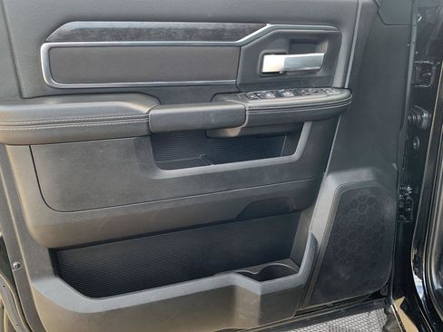 Used 2024 RAM 2500 Big Horn w/ Bed Utility Group image 19