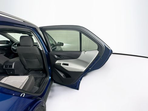 Used 2020 Chevrolet Equinox LT FWD image 27