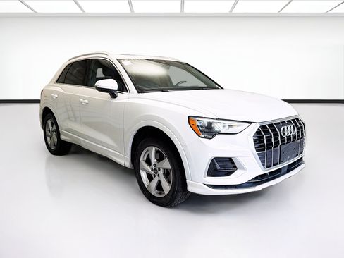 Used 2021 Audi Q3 2.0T Premium AWD/4WD image 3