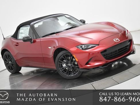 New 2026 MAZDA MX-5 Miata Club w/ Interior Package RWD image 2