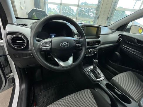 Used 2018 Hyundai Kona SE AWD/4WD image 13