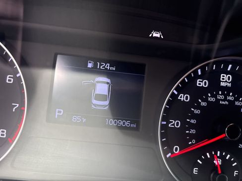 Used 2020 Kia Forte GT-Line image 2