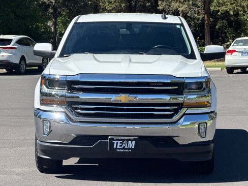 Used 2018 Chevrolet Silverado 1500 LT w/ All Star Edition AWD/4WD image 9