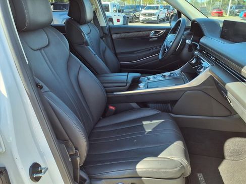 Used 2024 Genesis GV80 3.5T image 13