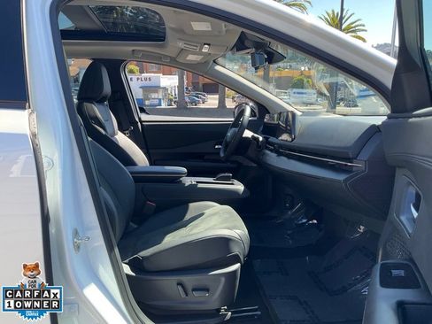 Used 2024 Nissan Ariya AWD image 59