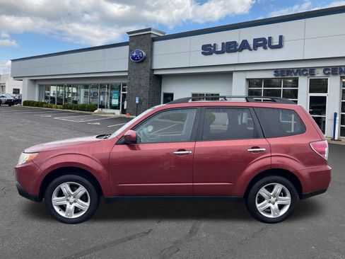 Used 2010 Subaru Forester 2.5X Premium image 4