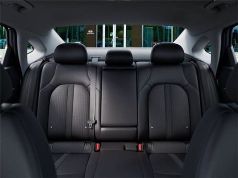 Certified 2025 Hyundai Sonata SEL FWD image 12