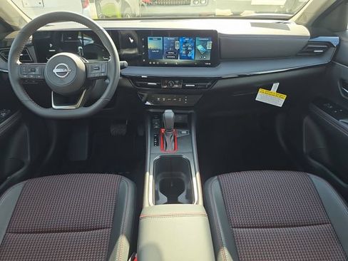 New 2026 Nissan Kicks SR FWD image 12