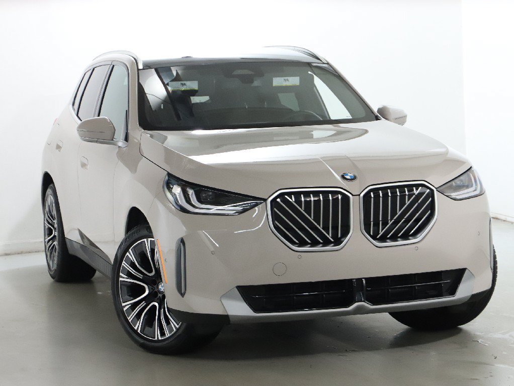 Used 2026 BMW X3 xDrive30i w/ Convenience Package AWD/4WD image 2