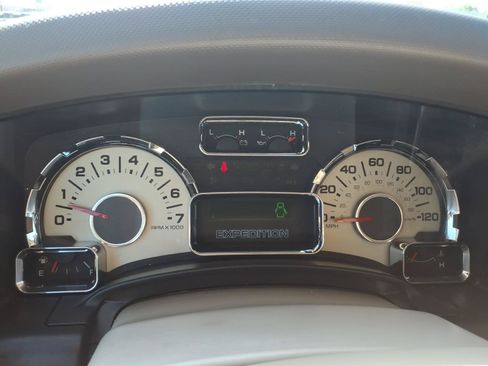 Used 2012 Ford Expedition EL XLT RWD image 20