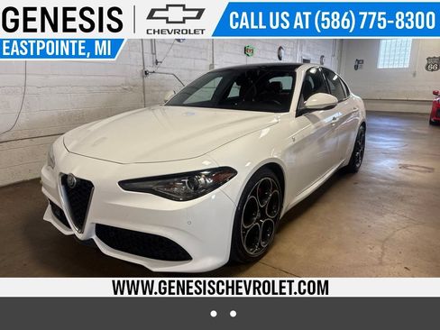 Used 2023 Alfa Romeo Giulia Ti w/ Active Assist Plus Package RWD image 1