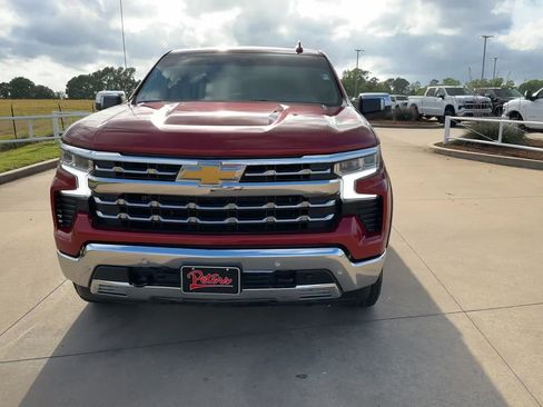 Used 2025 Chevrolet Silverado 1500 LTZ w/ LTZ Premium Package image 4