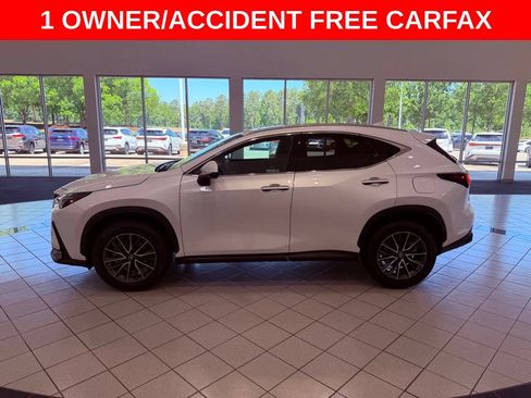 Certified 2025 Lexus NX 250 FWD w/ Towing Package (2000 Lbs) image 4