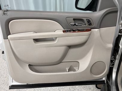 Used 2010 GMC Yukon SLT w/ SLT-2 Equipment Package