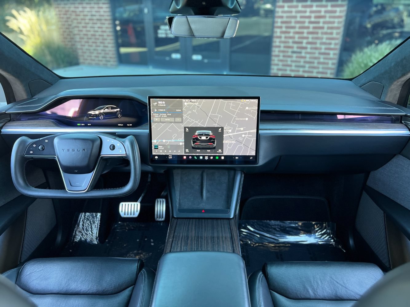 Used 2023 Tesla Model X AWD/4WD image 15