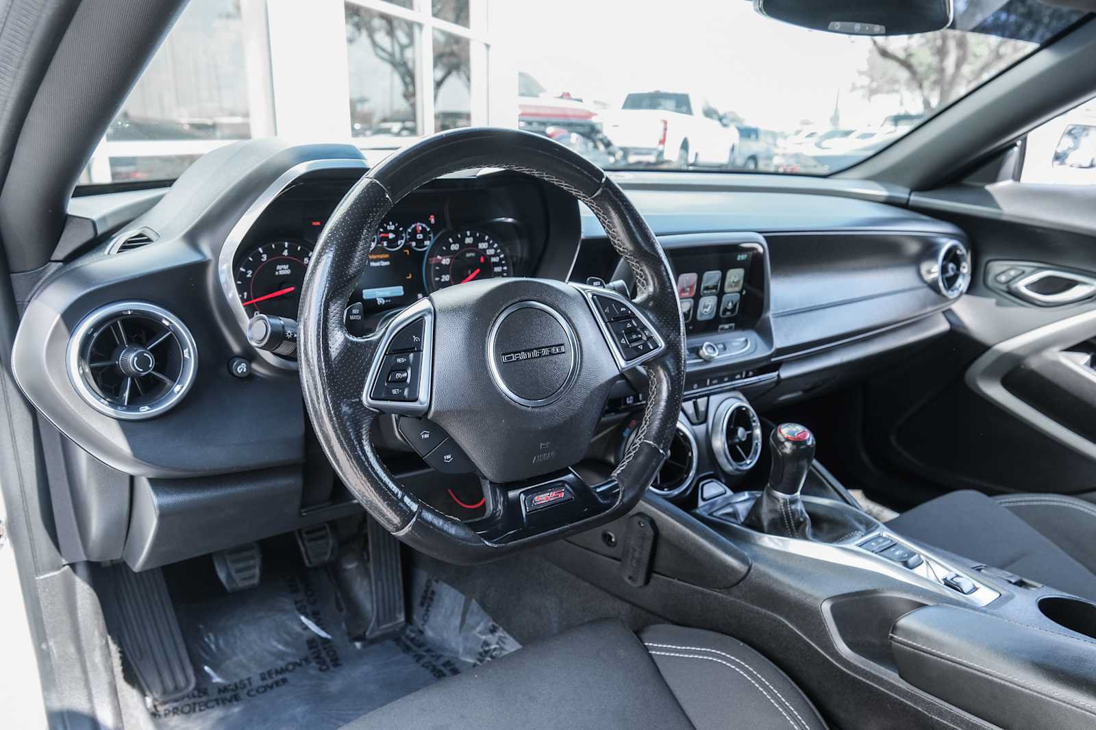 Used 2018 Chevrolet Camaro SS RWD image 23