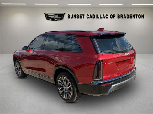 New 2026 Cadillac Vistiq Luxury w/ LPO, Floor Liner Package AWD/4WD image 6