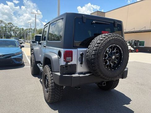 Used 2012 Jeep Wrangler Sport AWD/4WD image 3
