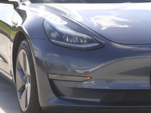 Used 2022 Tesla Model 3 Long Range image 7