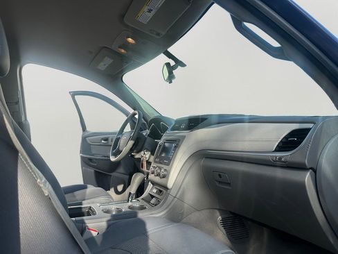 Used 2016 Chevrolet Traverse LS image 11