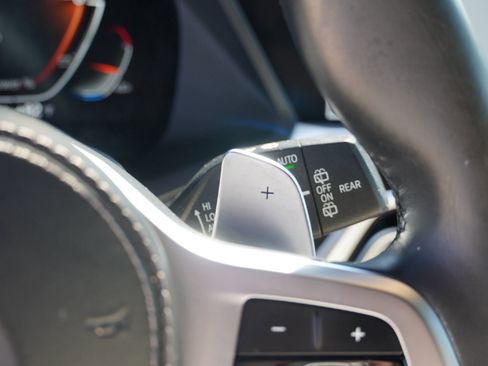 Used 2021 BMW X5 xDrive40i w/ M Sport Package image 17