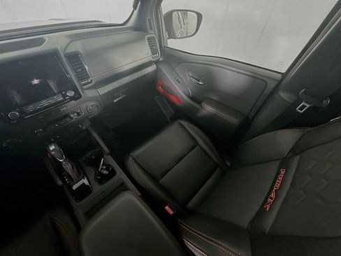 Used 2024 Nissan Frontier PRO-4X w/ Pro Premium Package image 11