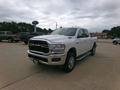Used 2021 RAM 2500 Big Horn image 7