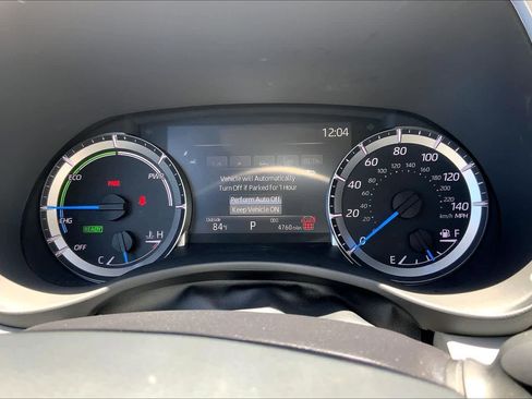 Used 2025 Toyota Highlander XLE AWD/4WD image 17
