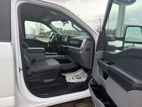 Used 2024 Ford F250 XLT w/ FX4 Off-Road Package image 33