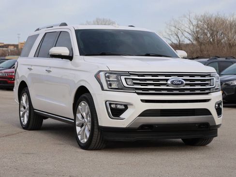 Used 2019 Ford Expedition Limited w/ Equipment Group 302A image 4