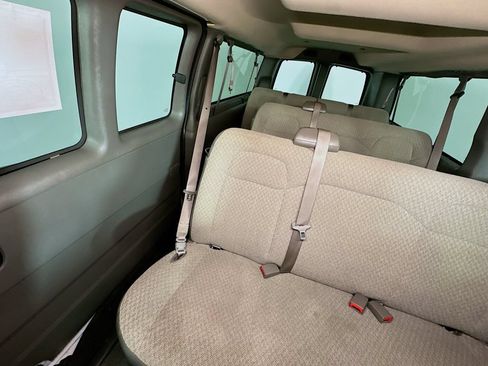 Used 2024 Chevrolet Express 3500 LT w/ LT Preferred Equipment Group RWD image 12