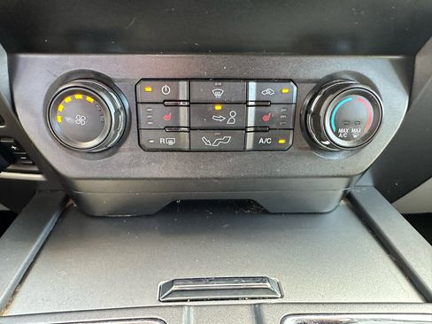 Used 2020 Ford F150 XLT w/ Equipment Group 302A Luxury image 22