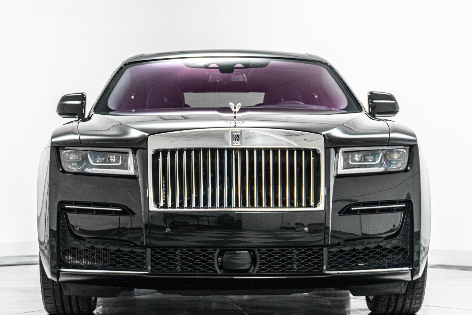 Used 2022 Rolls-Royce Ghost w/ Ghost Package AWD/4WD image 4