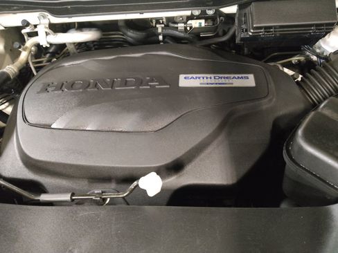 Used 2017 Honda Pilot EX image 30