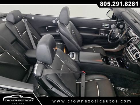 Used 2017 Rolls-Royce Dawn RWD image 35