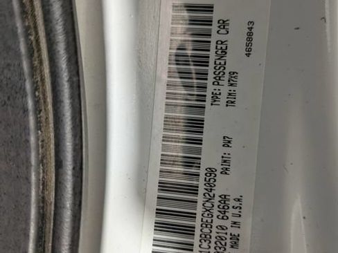 Used 2012 Chrysler 200 Touring FWD image 37