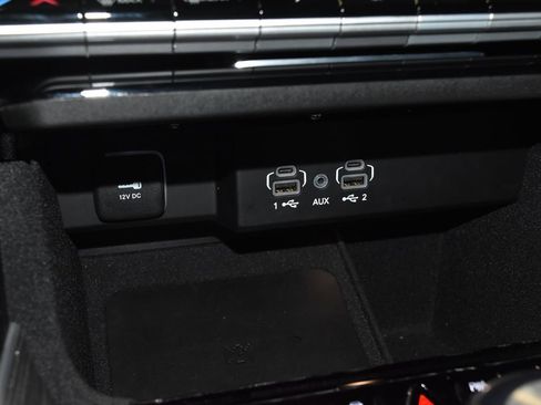 Used 2024 Jeep Wagoneer Series II AWD/4WD image 13