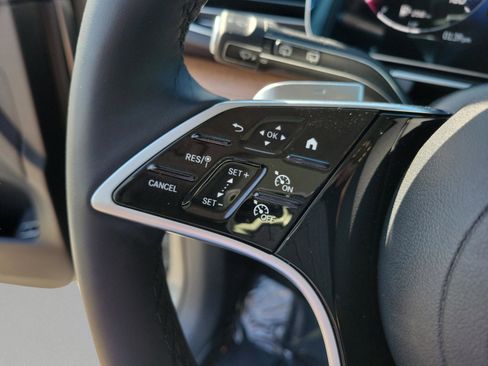 Certified 2026 Mercedes-Benz GLE 350 4MATIC image 32