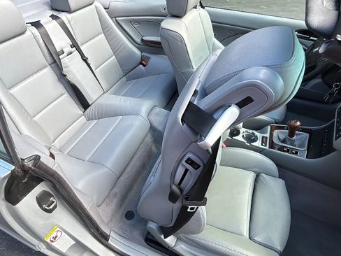 Used 2004 BMW 330Ci Convertible image 33