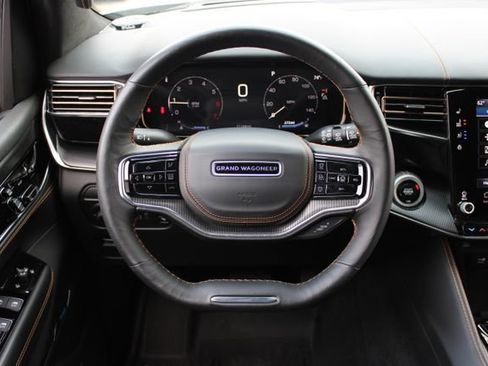 Used 2024 Jeep Grand Wagoneer Series III w/ Rear Seat Video Group 1 AWD/4WD image 23