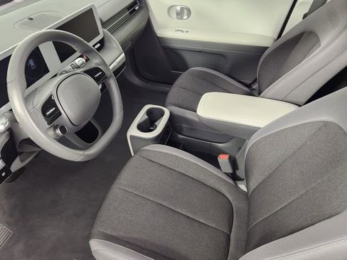 Certified 2024 Hyundai Ioniq 5 SEL image 10