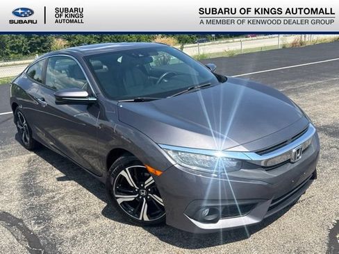 Used 2016 Honda Civic Touring image 1