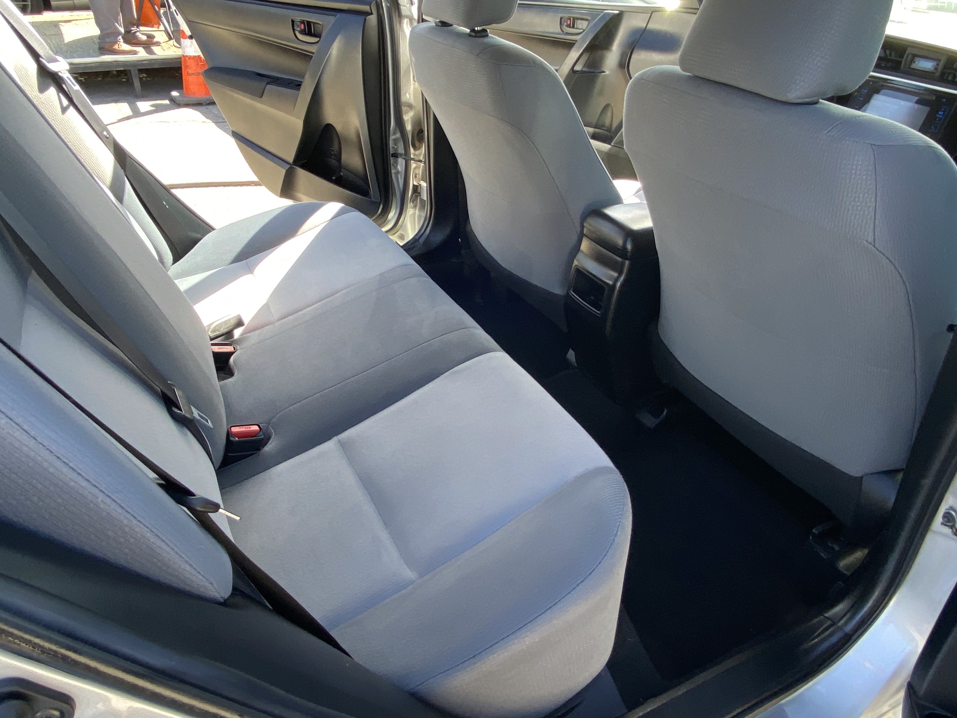 Used 2018 Toyota Corolla L w/ Body Protection Package FWD image 16