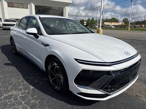 New 2026 Hyundai Sonata SEL AWD/4WD image 1