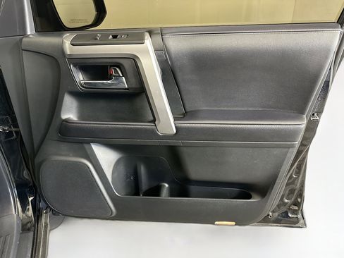 Used 2022 Toyota 4Runner SR5 image 30