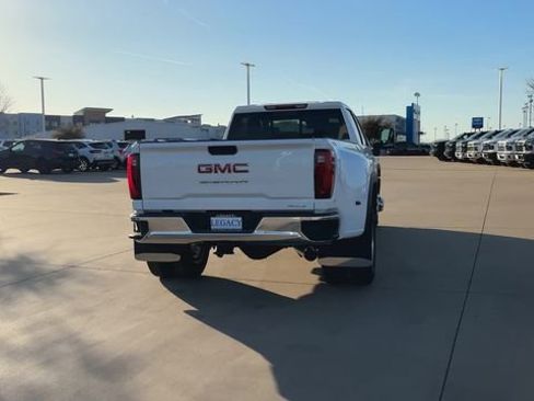 New 2026 GMC Sierra 3500 SLE w/ Preferred Package image 8