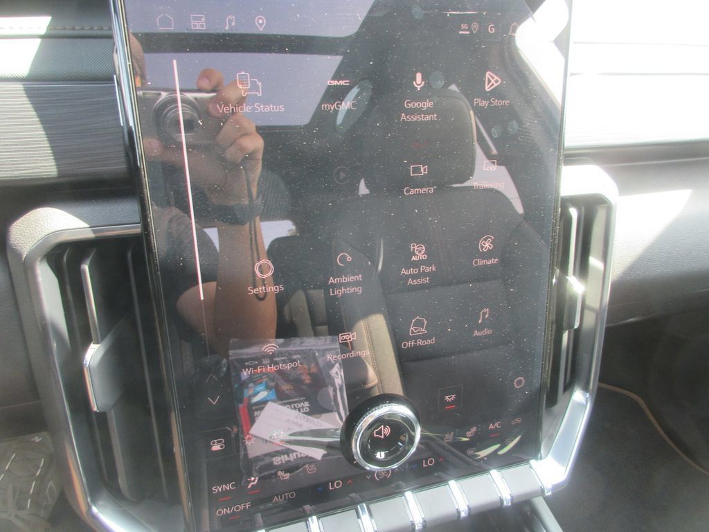 New 2027 GMC Acadia AT4 w/ AT4 Reserve Package AWD/4WD image 18