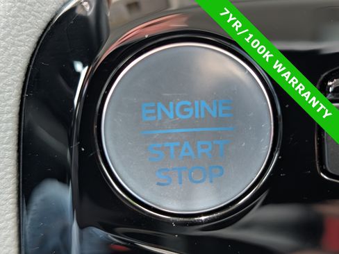 Certified 2023 Ford Escape Platinum FWD image 32