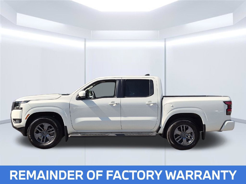 Used 2025 Nissan Frontier SV w/ SV Convenience Package RWD image 2