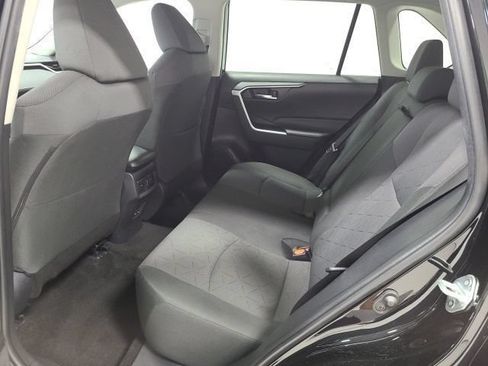 Used 2024 Toyota RAV4 XLE AWD/4WD image 17